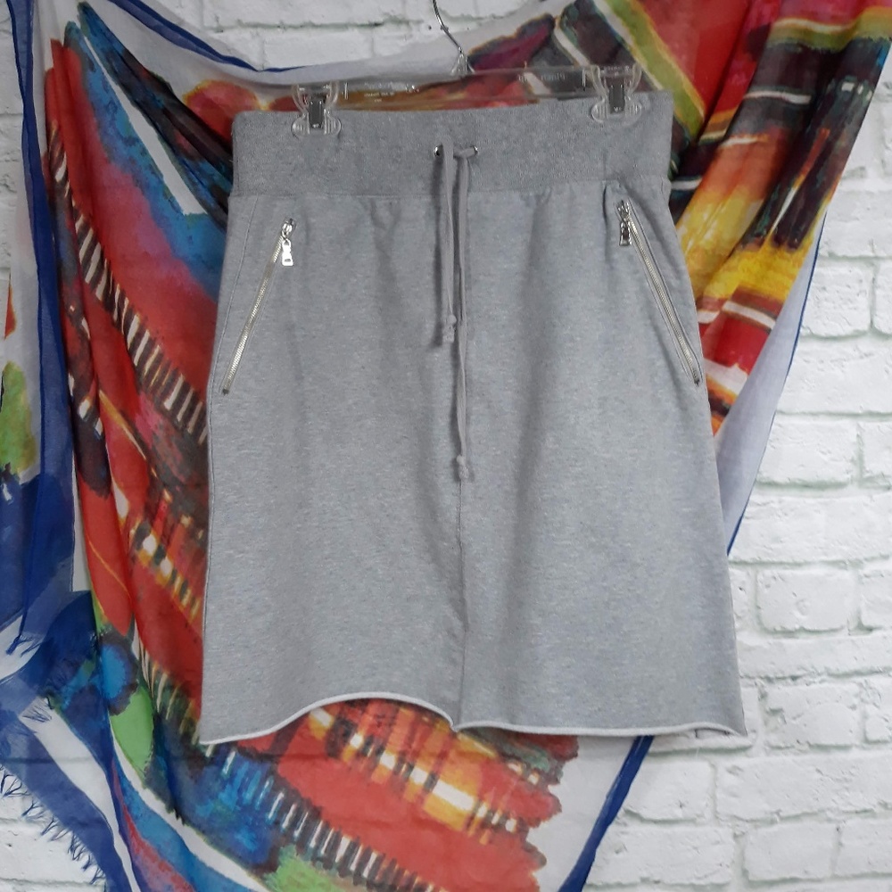Project G casual skirt size medium